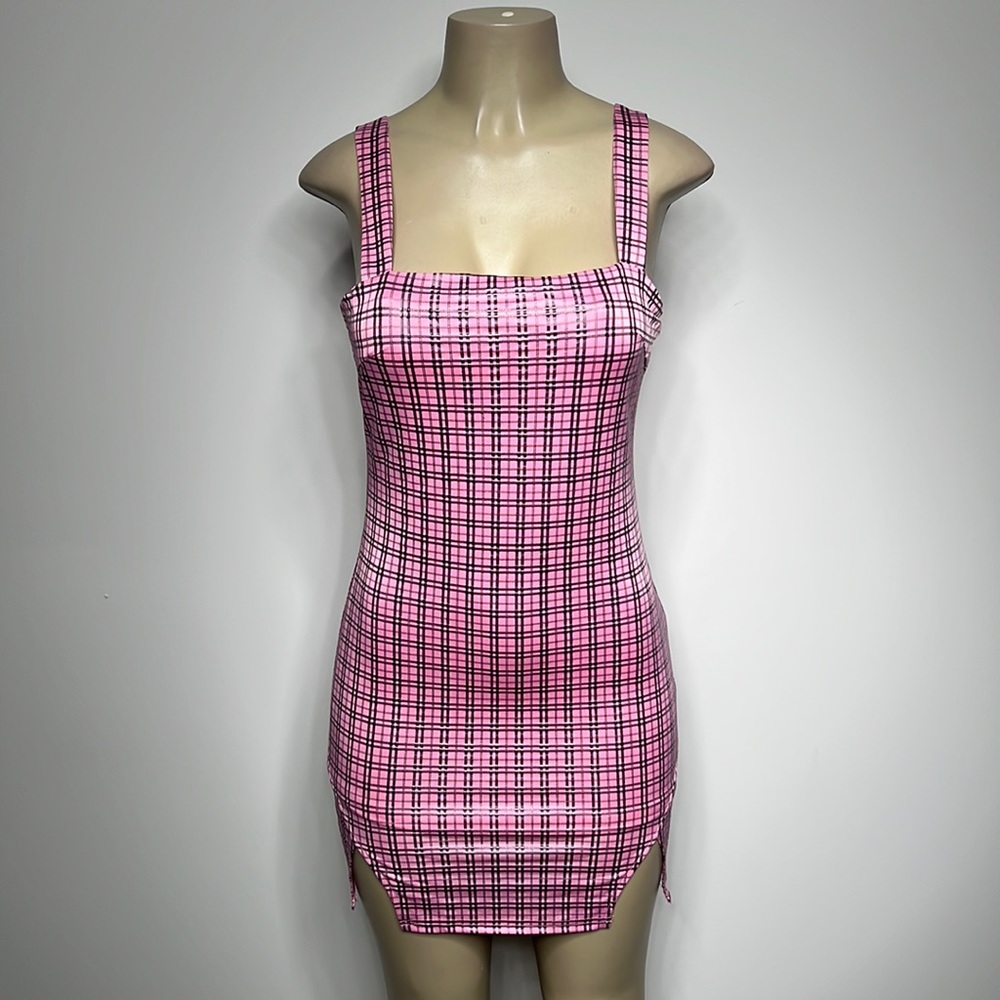 Oh Yes medium pink windowpane plaid pattern mini dress NWT